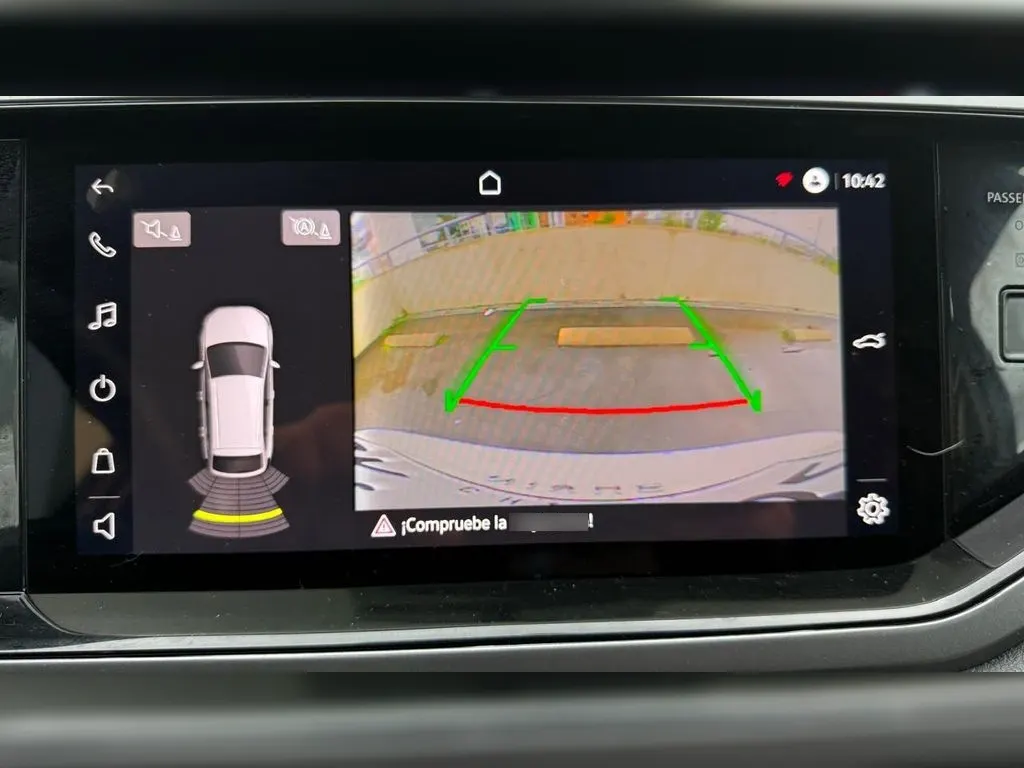 Volkswagen Nivus 1.0 Tsi Comfortline 4x2 At 5p año 2023