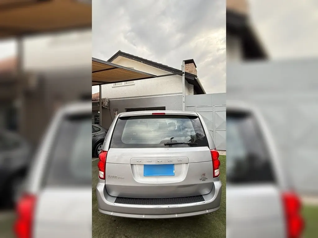 Dodge Grand Caravan 3.6 año 2013