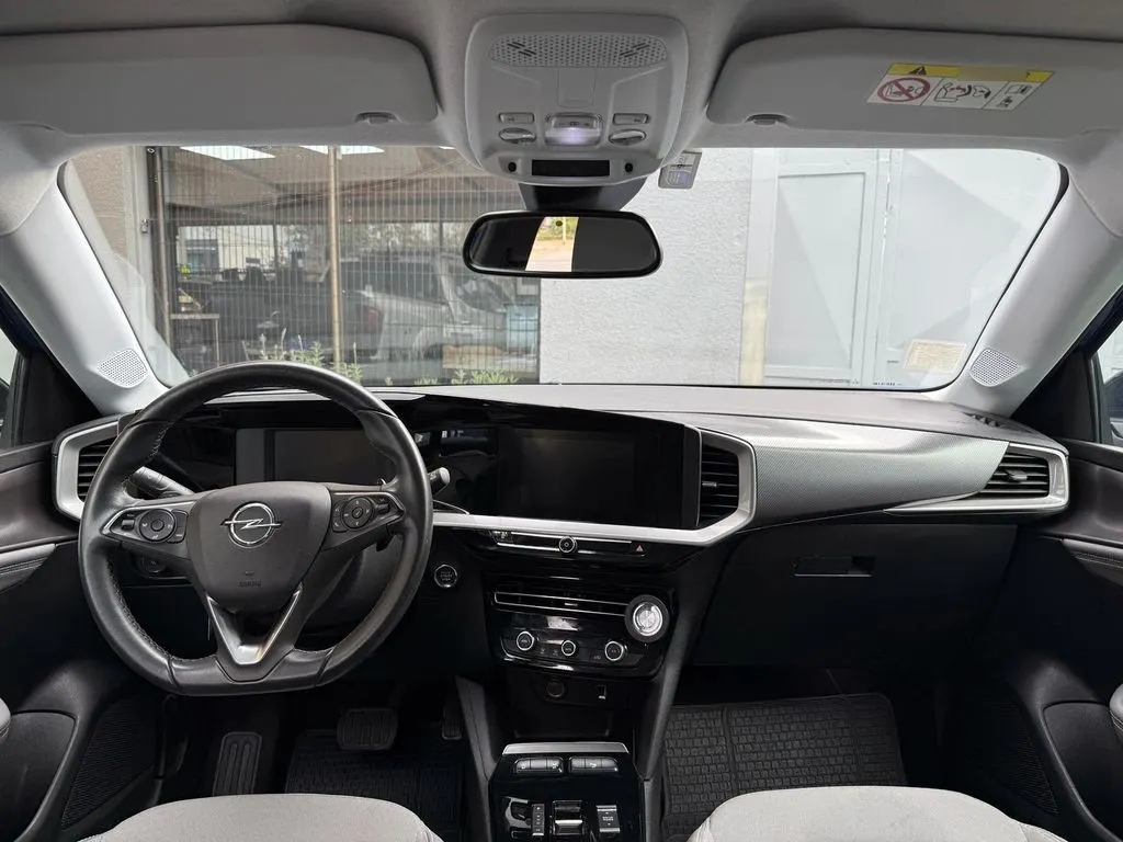 Opel Mokka 1.2 Elegance año 2023