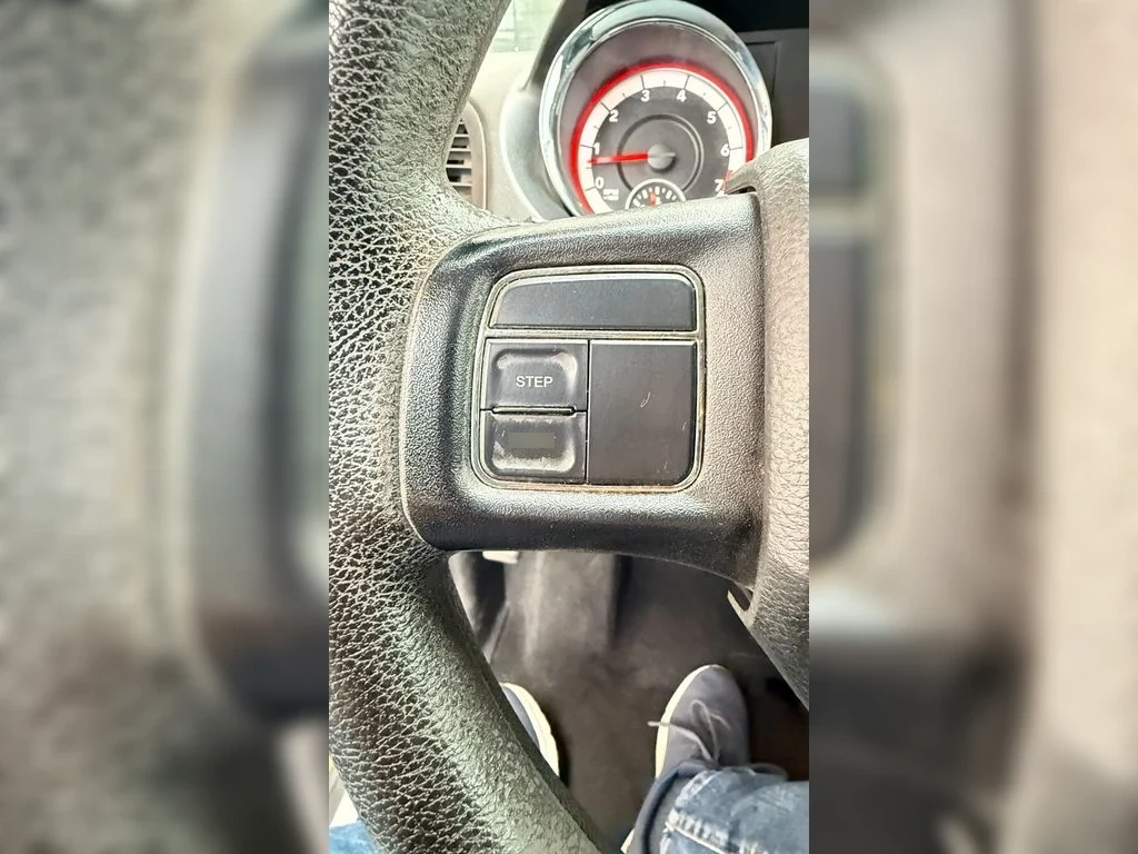 Dodge Grand Caravan 3.6 año 2013
