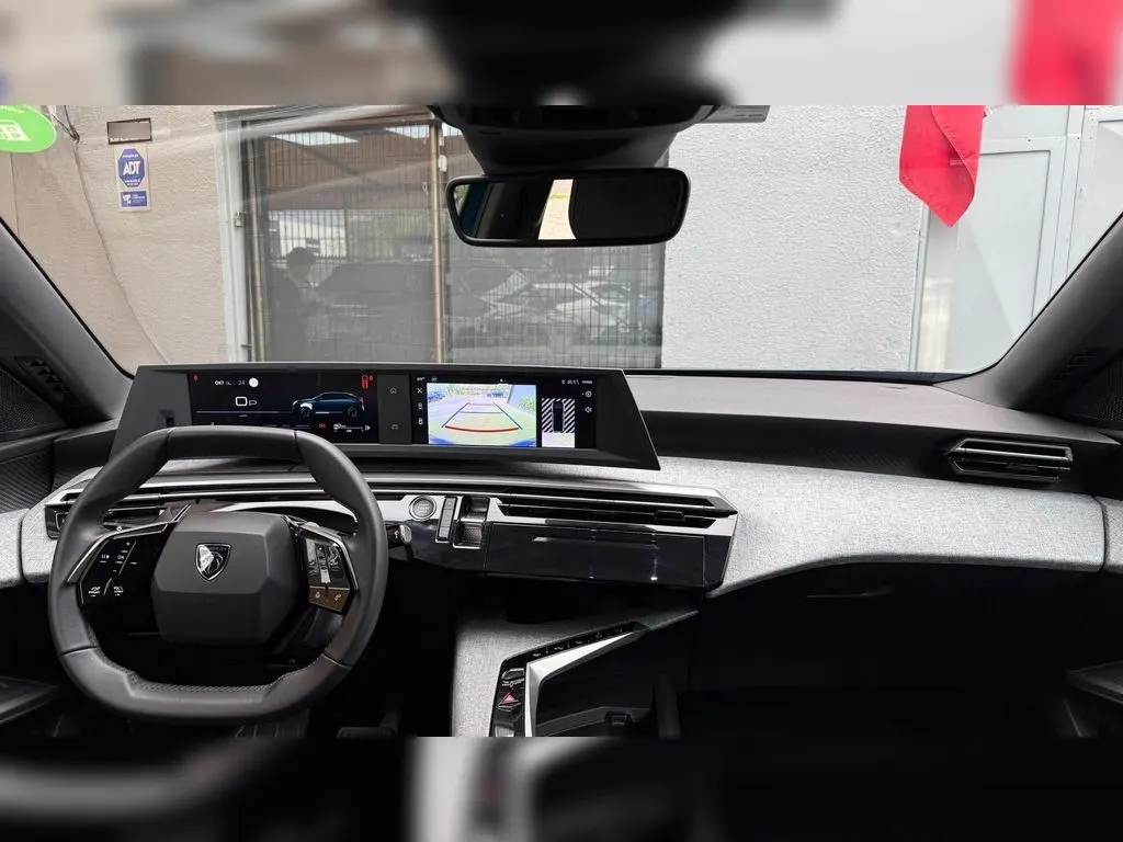 Peugeot 3008 New Allure Hybrido 1.2 Aut año 2026