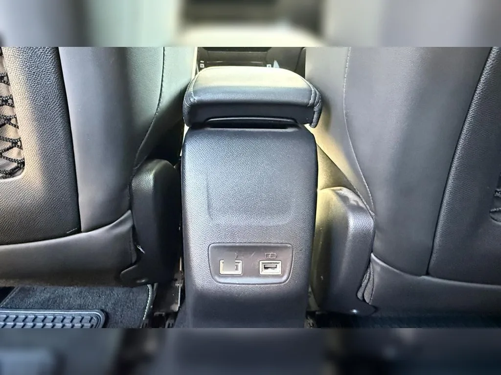 Peugeot 2008 Gt Line Blue Hdi 130 Eat8 1.5 año 2024