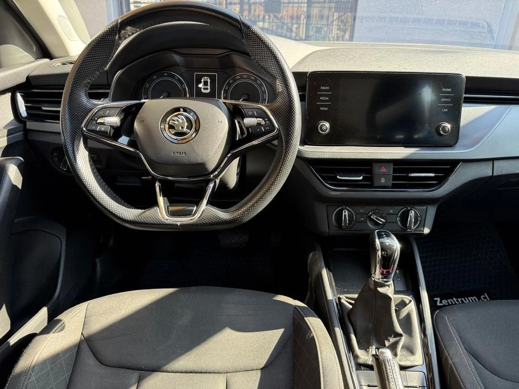 Skoda Scala 1.0 Tsi Ambition 4x2 Dsg año 2023