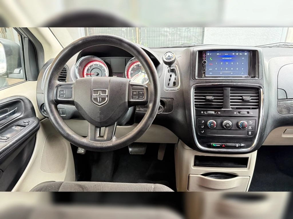 Dodge Grand Caravan 3.6 año 2013
