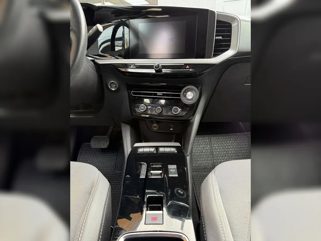 Opel Mokka 1.2 Elegance año 2023