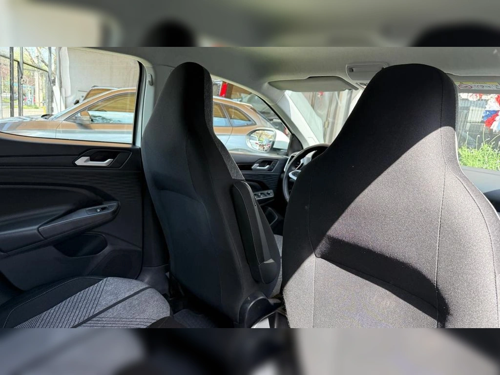 Volkswagen Tera 1.0 Tsi Comfort 2wd At 5p año 2026