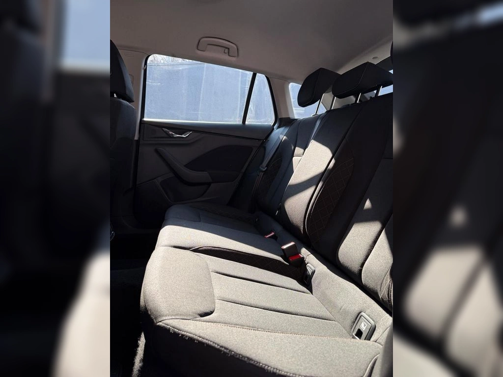 Skoda Scala 1.0 Tsi Ambition 4x2 Dsg año 2023
