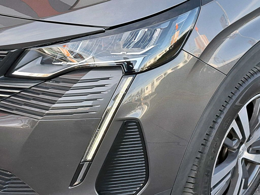 Peugeot 3008 1.5 Active Bluehdi 4x2 130 Mt6 5p año 2022