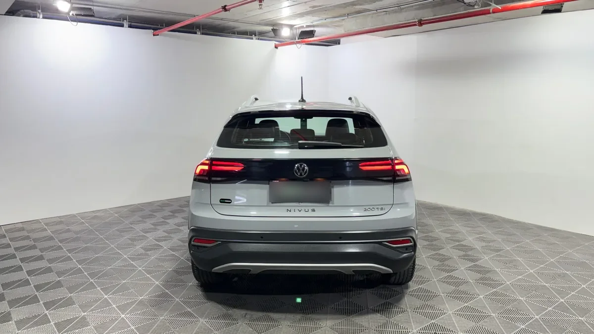 Volkswagen Nivus Highline Tsi 1.0 At año 2022