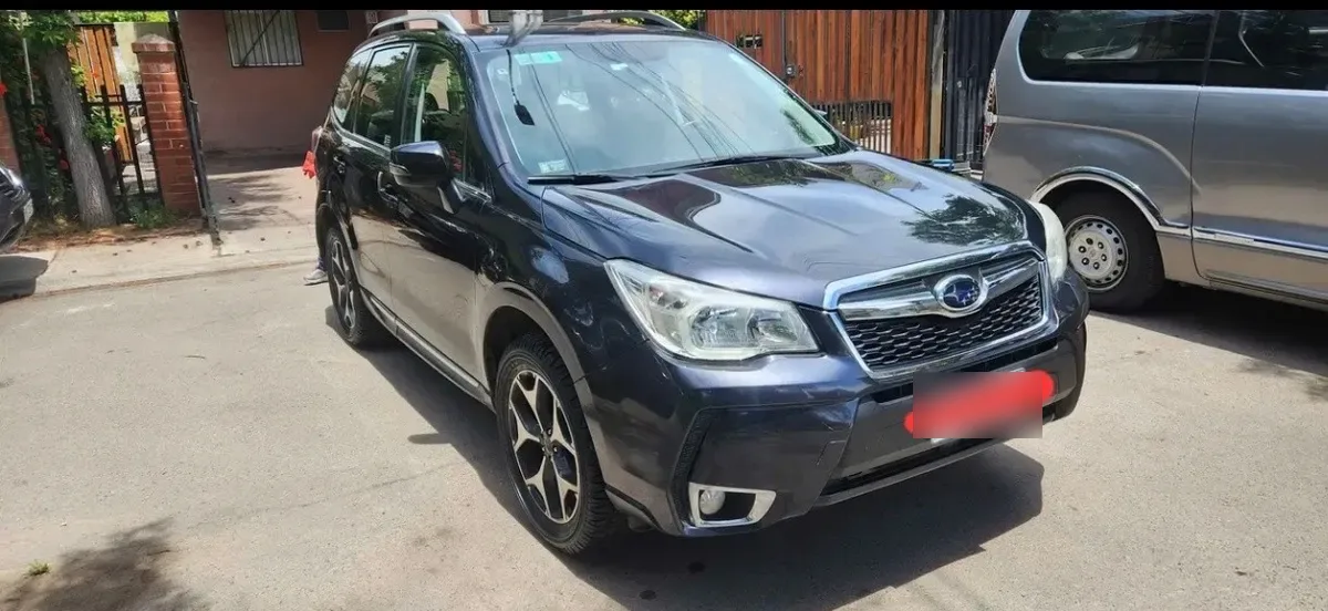 SUBARU FORESTER  año 2013