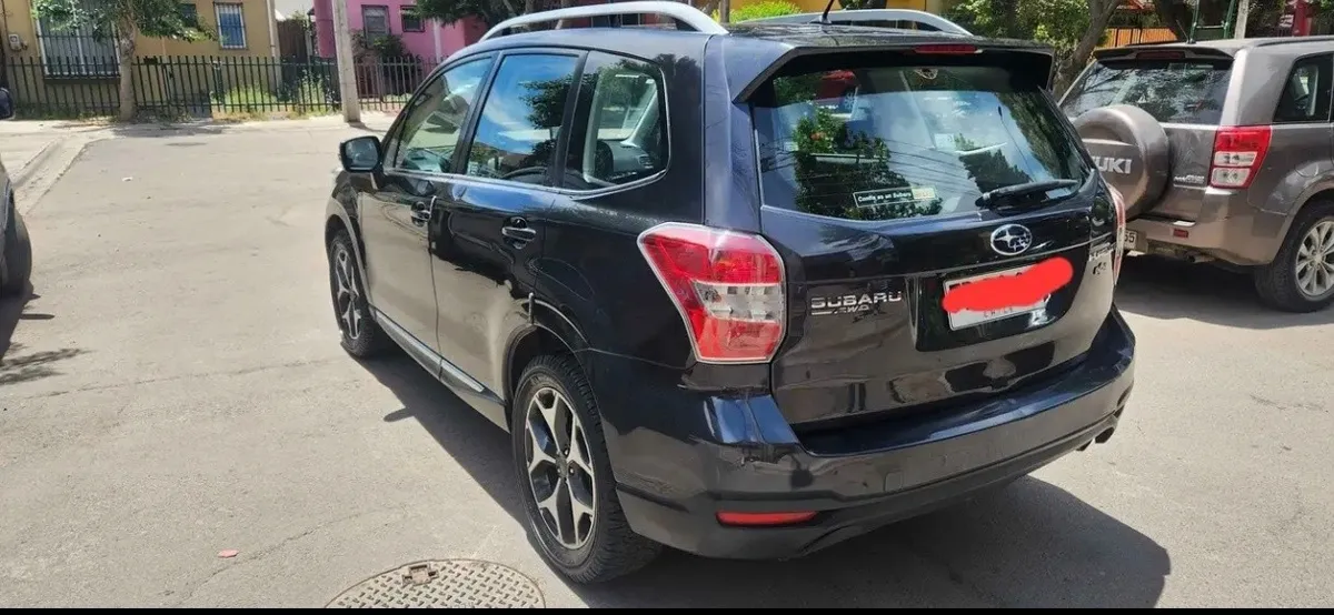 SUBARU FORESTER  año 2013