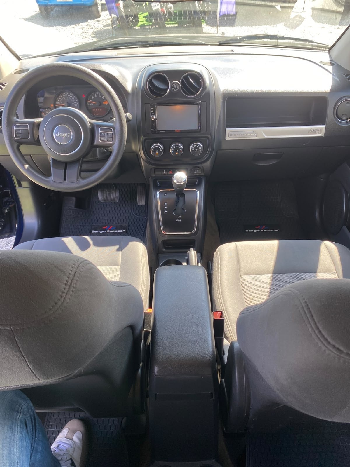 JEEP COMPASS  año 2013