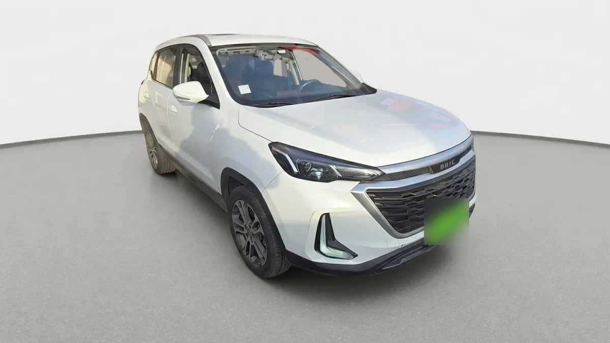 BAIC X35 1.5 Luxury 4x2 Mt 5p año 2023