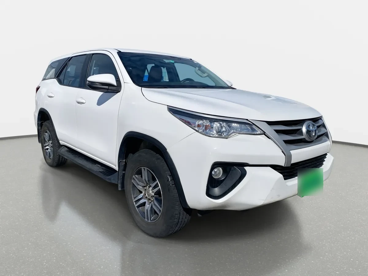 Toyota Fortunner 2.8 Sr5 Tdi Diesel 4x4 At 5p año 2018
