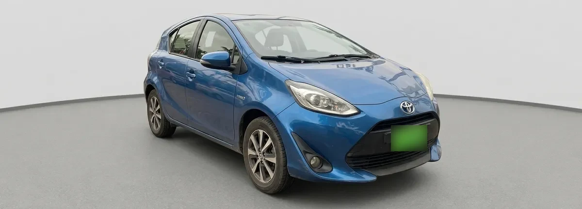 Toyota Prius 1.5 C Hib 4x2 Hb At 5p año 2020