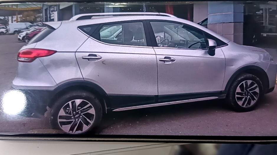 JAC Js3 1.6 Luxury 4x2 Cvt At 5p año 2023