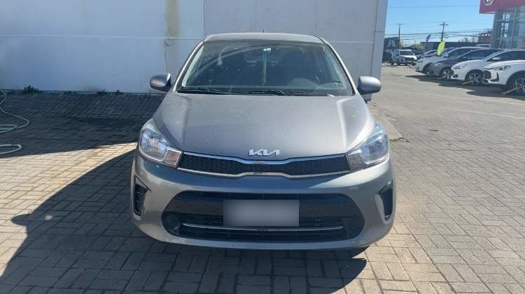 Kia Soluto 1.4 Lx 4x2 E6 Mt 4p año 2026