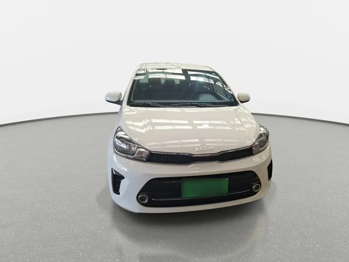 Kia Soluto 1.4 Ex Full 4x2 Mt 4p año 2024
