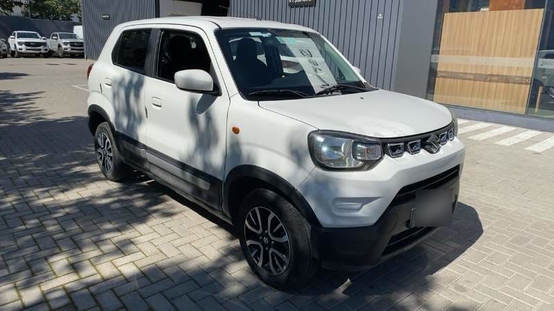 Suzuki Spresso 1.0 Glx Adventure 4x2 Ac Mt 5p año 2023