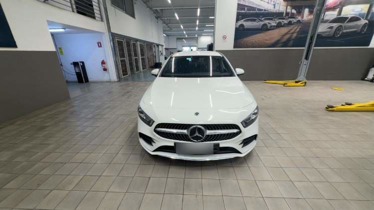 Mercedes-Benz A 200 1.3 Amg Line 4x2 Sedan At 4p año 2023