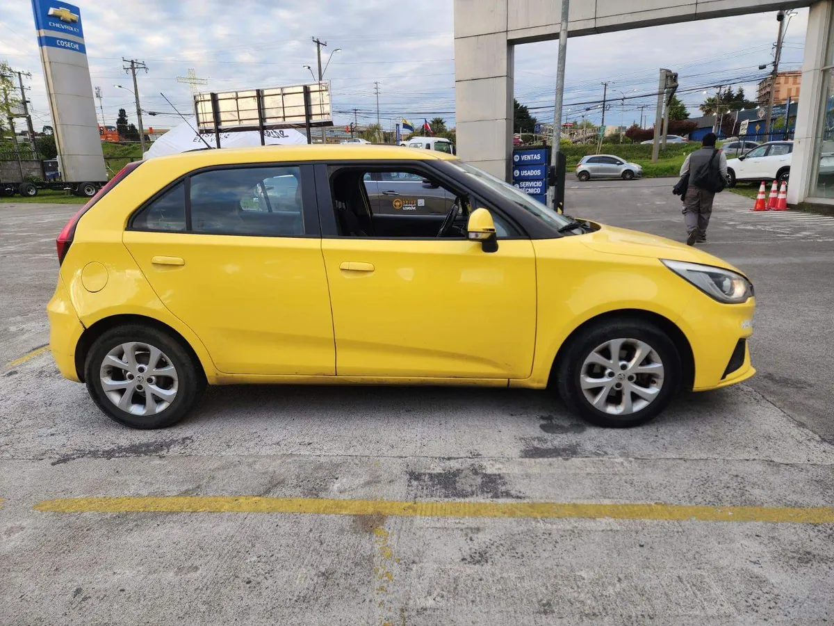 MG Mg 3 1.5 Std 4x2 Hb Mt 5p año 2023