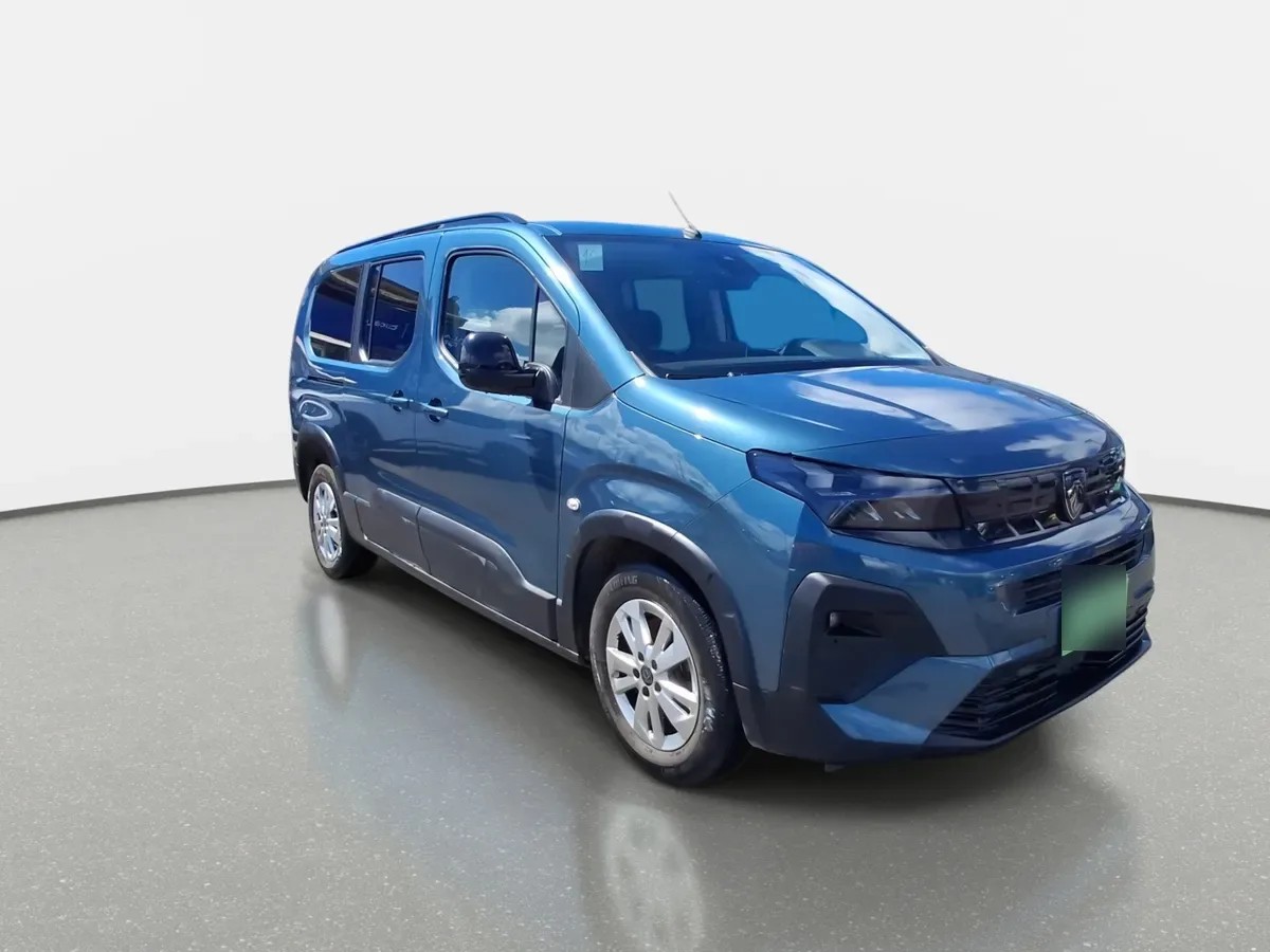 Peugeot Rifter 1.6 Allure Bluehdi Diesel 100hp 4x2 Mt6 5p año 2025