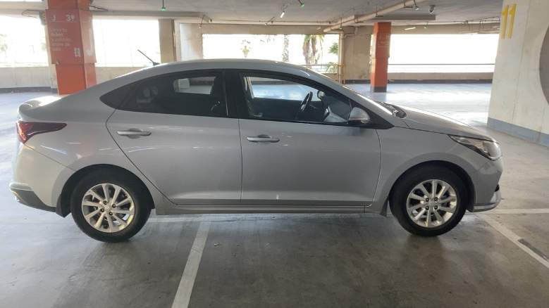 Hyundai Accent 1.4 Hci Value 4x2 Mt 4p año 2023