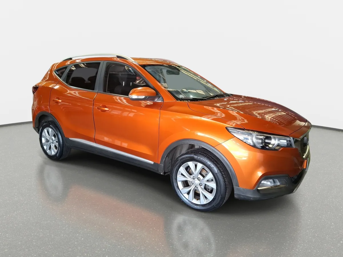 MG Mg Zs 1.5 Std 4x2 Mt 5p año 2023