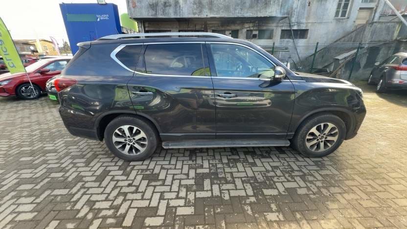 Ssangyong Rexton 2.2t Glx Diesel 4x2 6ab Nueva Radio 8at 5p año 2025