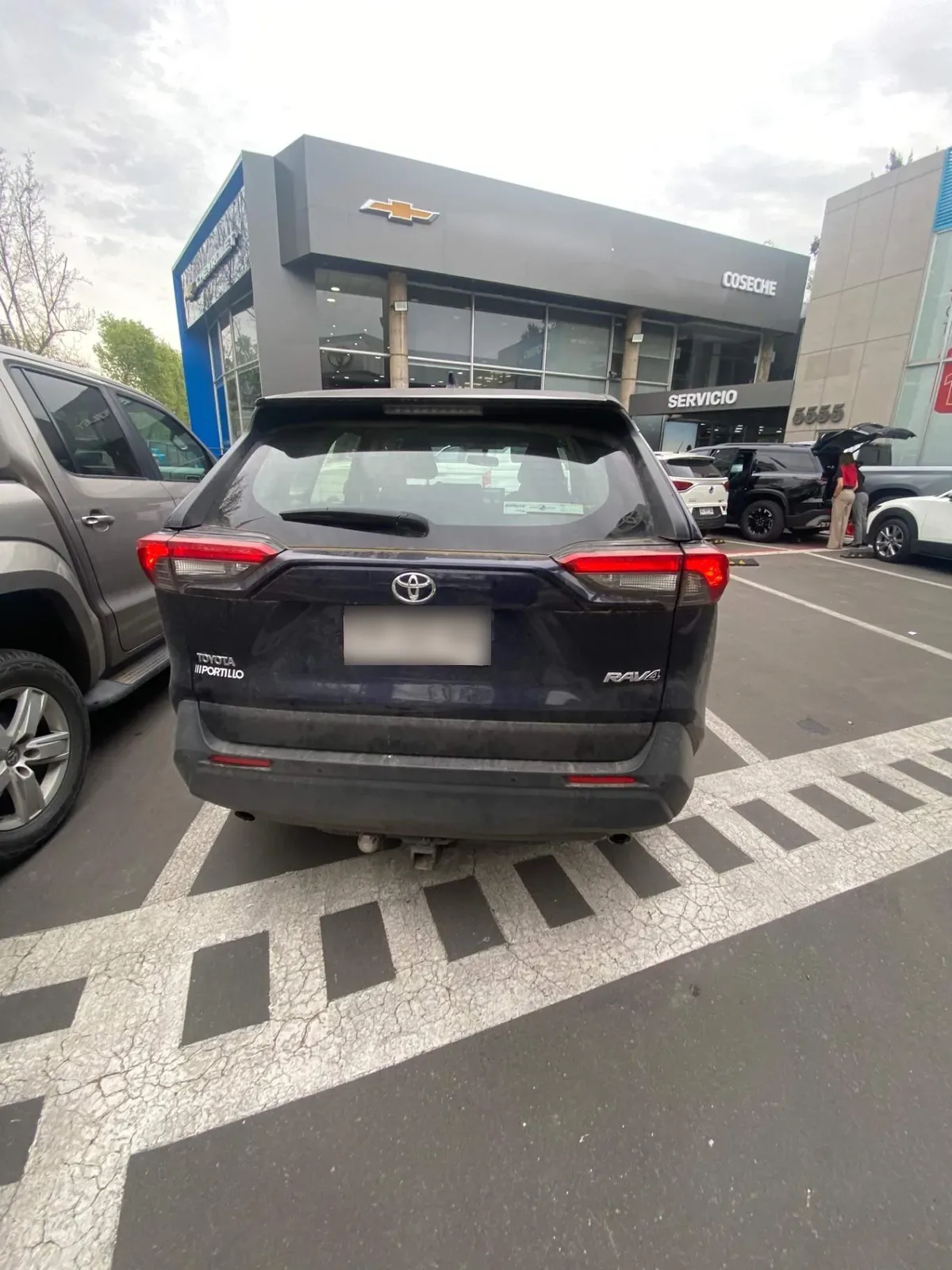 Toyota Rav 4 2.0 Le 4x2 Mt 5p año 2024