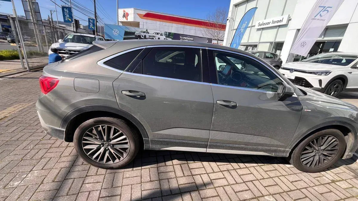 Audi Q3 1.4 Sportback Sport 35 Tfsi 4x2 S-Tronic At 5p año 2021
