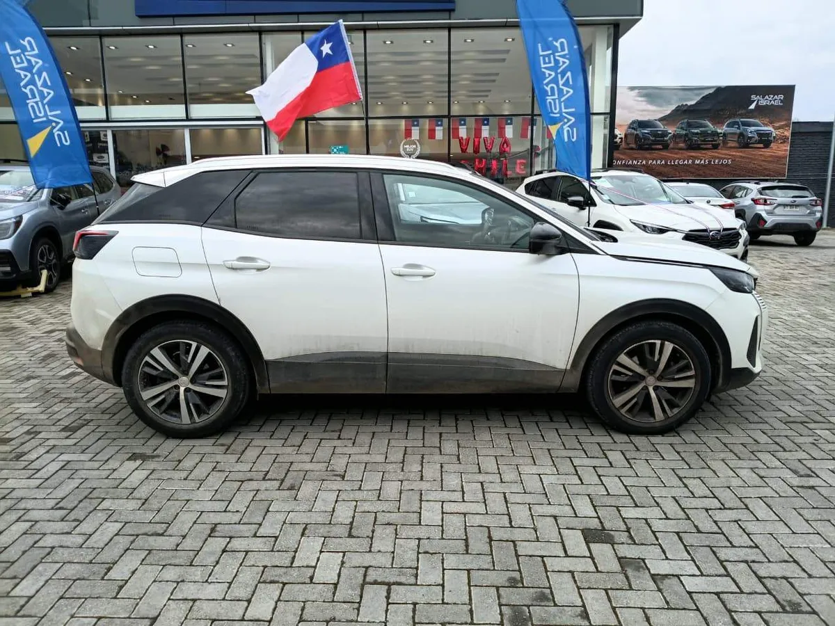 Peugeot 3008 1.2 Active Pack Puretech 130 4x2 Mt6 5p año 2023