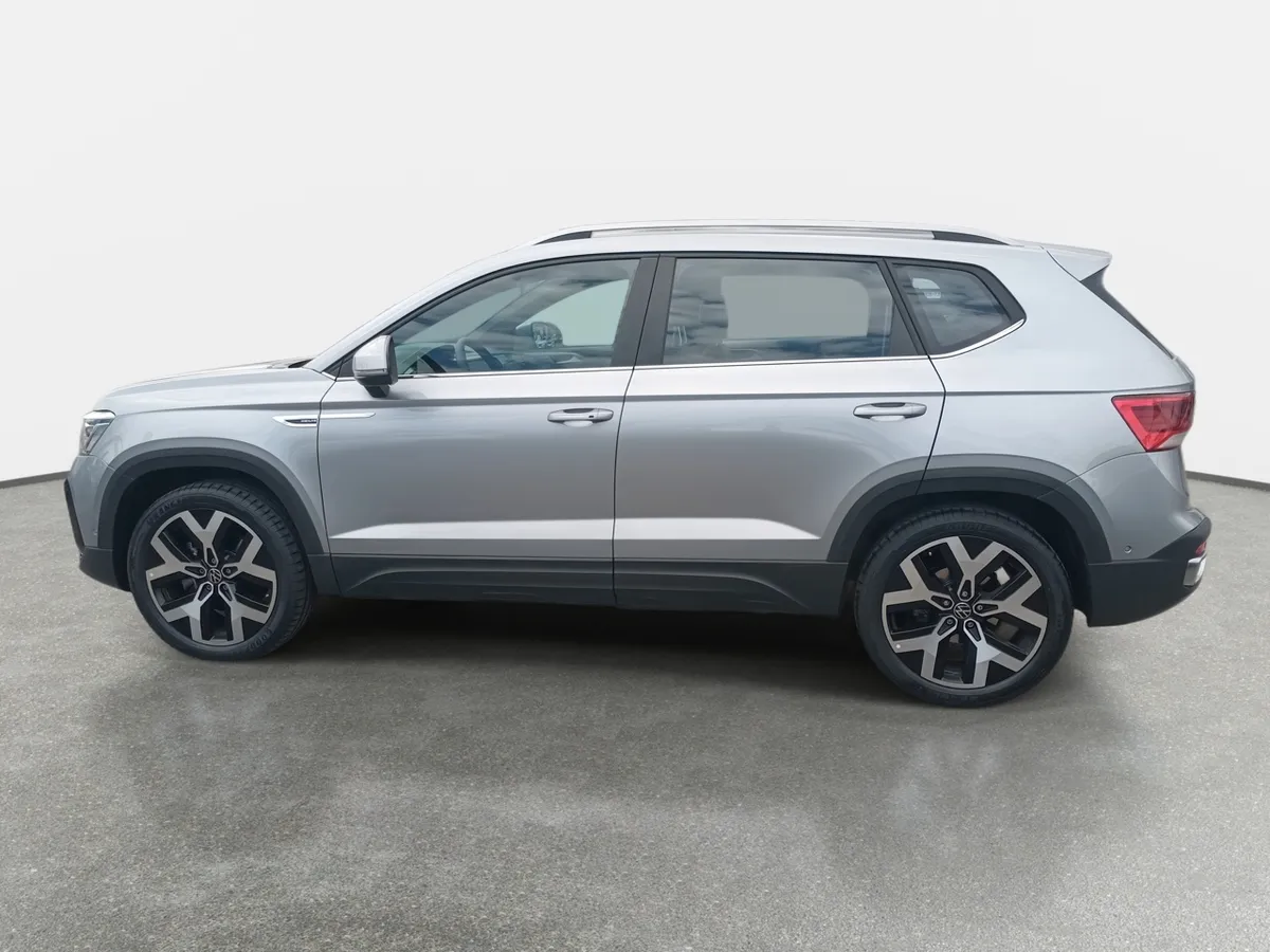Volkswagen Taos 1.4 Tsi Highline 4x2 At 5p año 2025