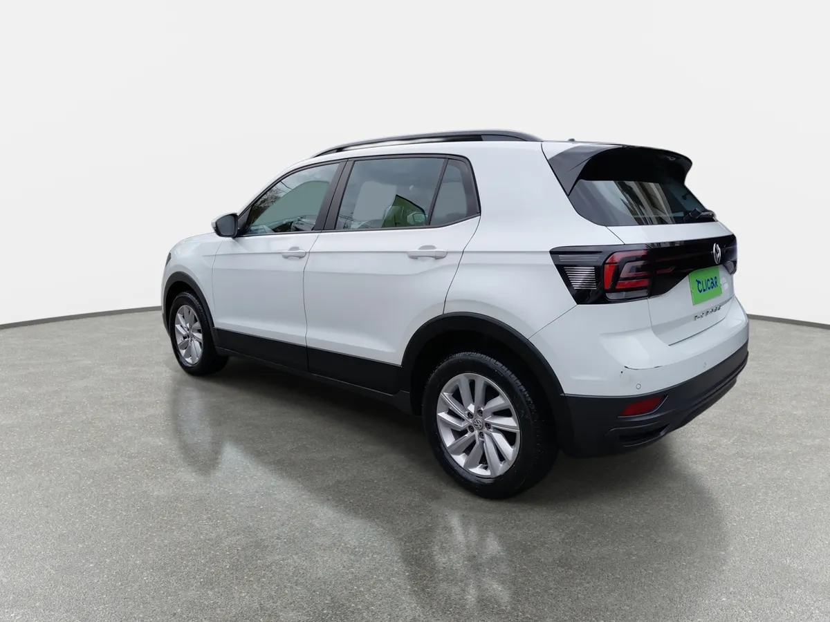 Volkswagen T-Cross 1.6 Msi Trendline 4x2 Mt5 5p año 2021