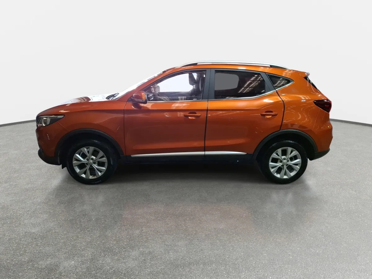 MG Mg Zs 1.5 Std 4x2 Mt 5p año 2023