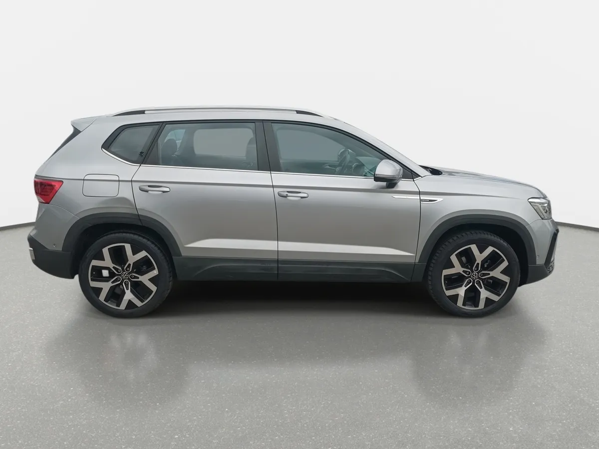 Volkswagen Taos 1.4 Tsi Highline 4x2 At 5p año 2025