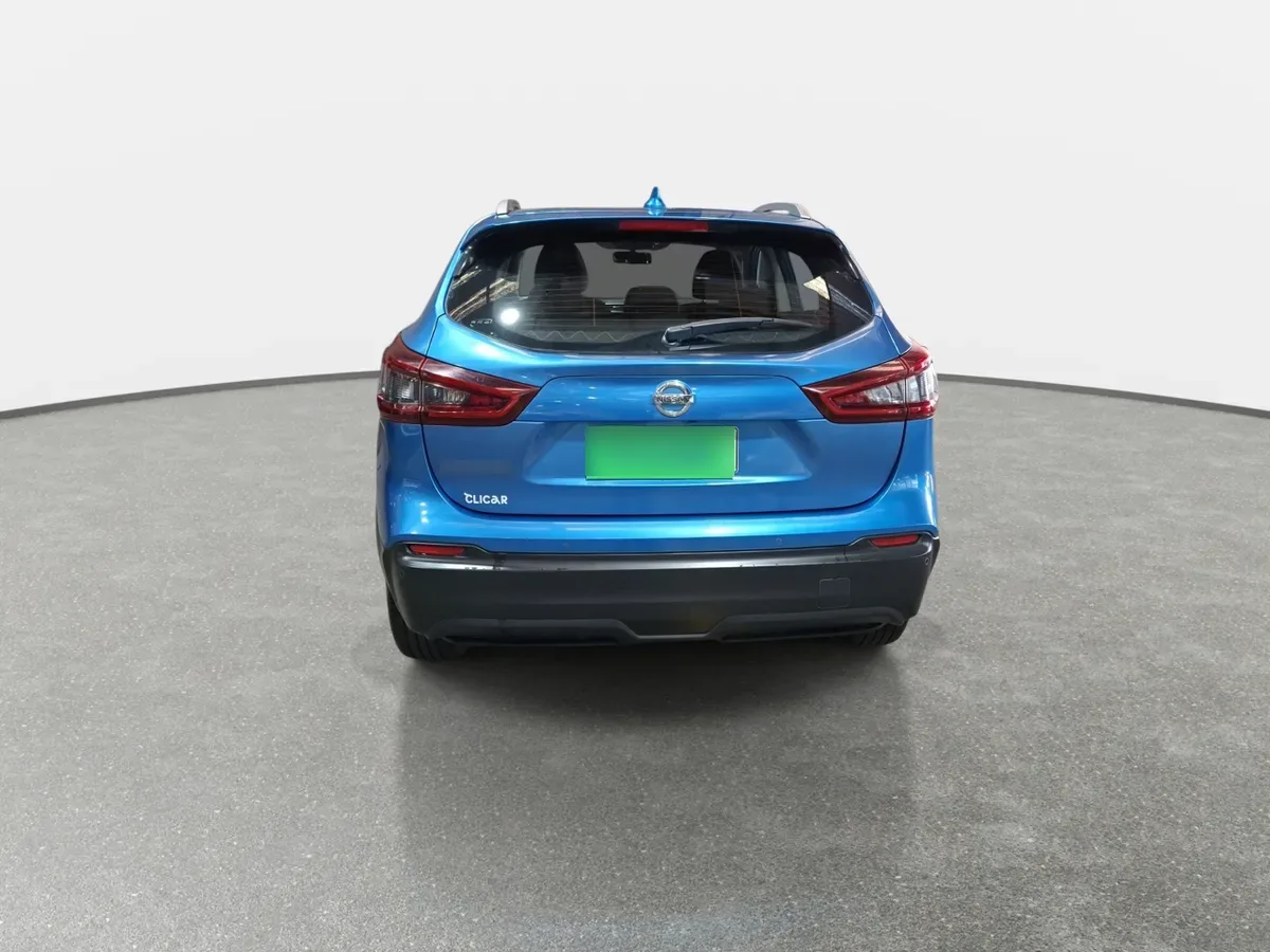 Nissan Qashqai 2.0 Advance 4x2 Mt 5p año 2021