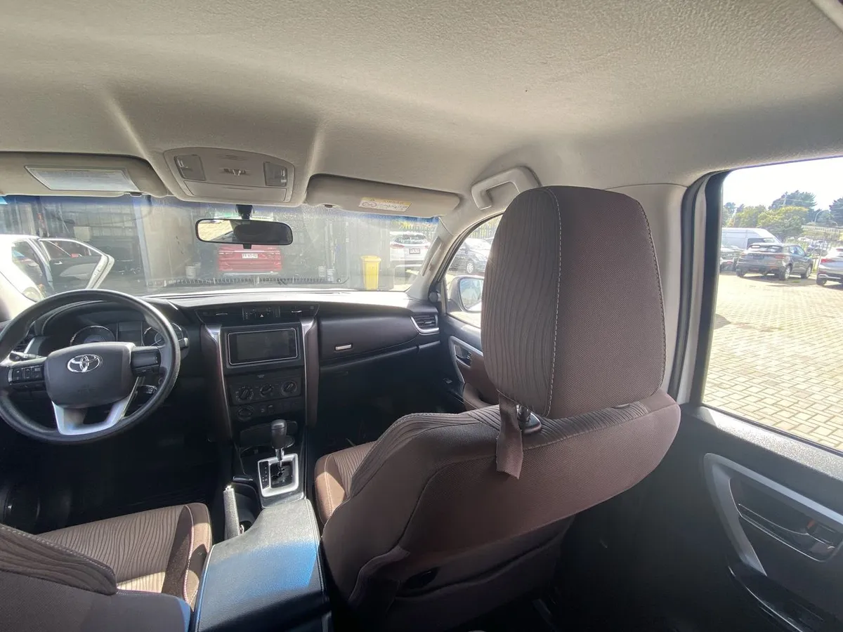 Toyota Fortunner 2.8 Sr5 Tdi Diesel 4x4 At 5p año 2018