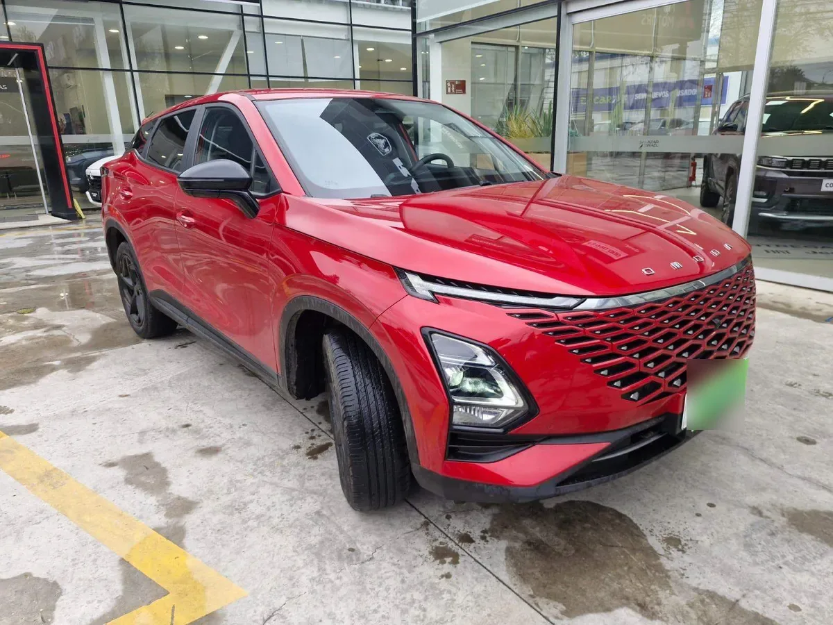 Omoda C5 1.5t Luxury 4x2 Cvt At 5p año 2025
