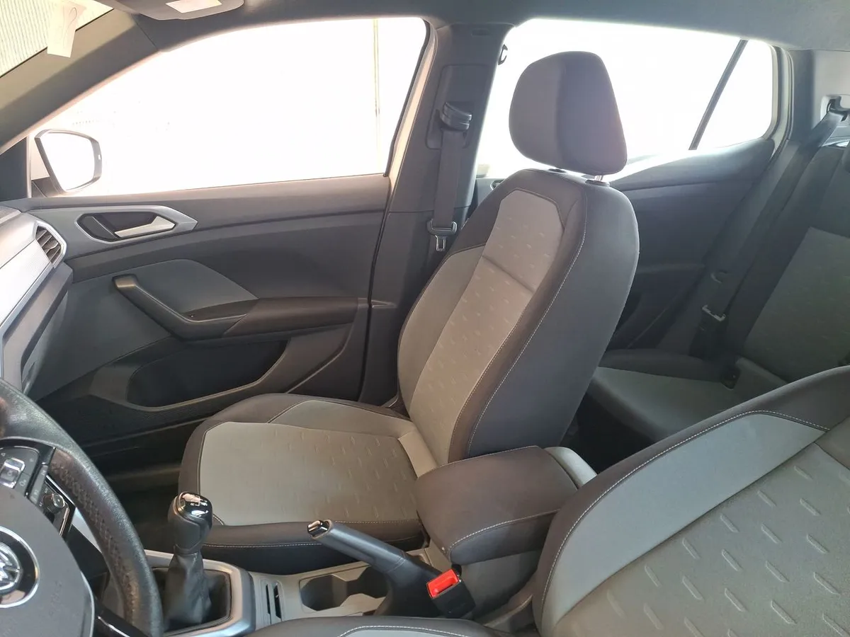 Volkswagen T-Cross 1.6 Msi Comfortline 4x2 Mt5 5p año 2020