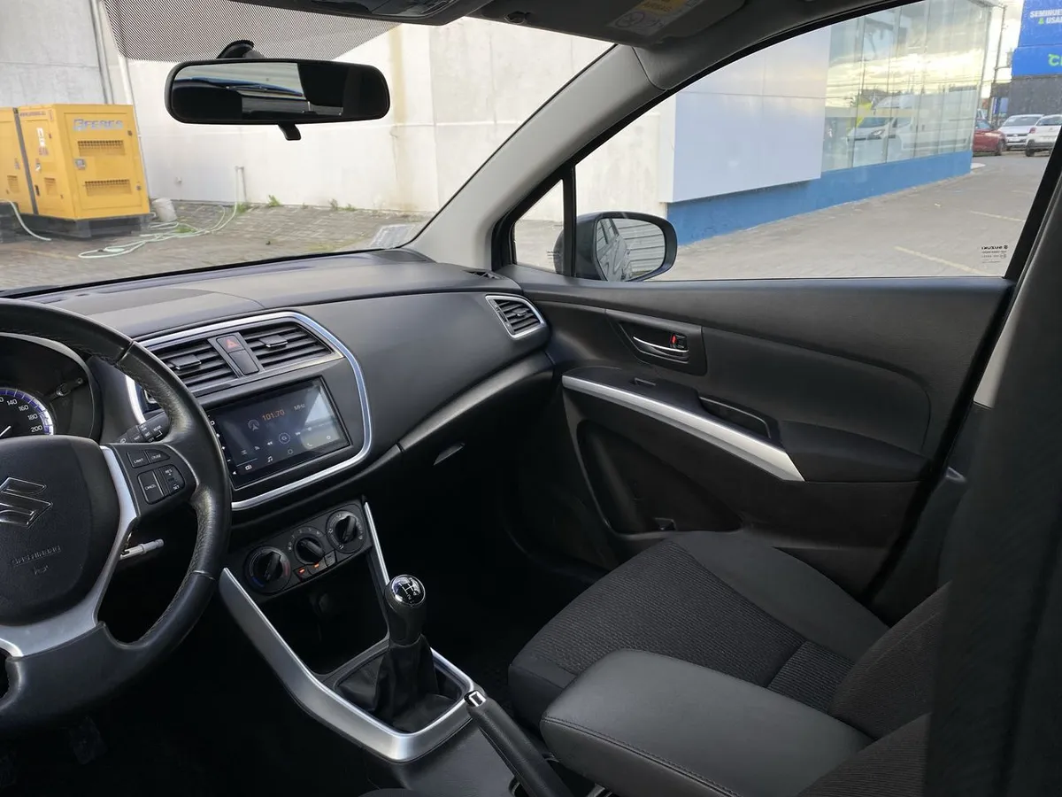 Suzuki S-Cross 1.6 Gl 4x2 Mt 5p año 2022