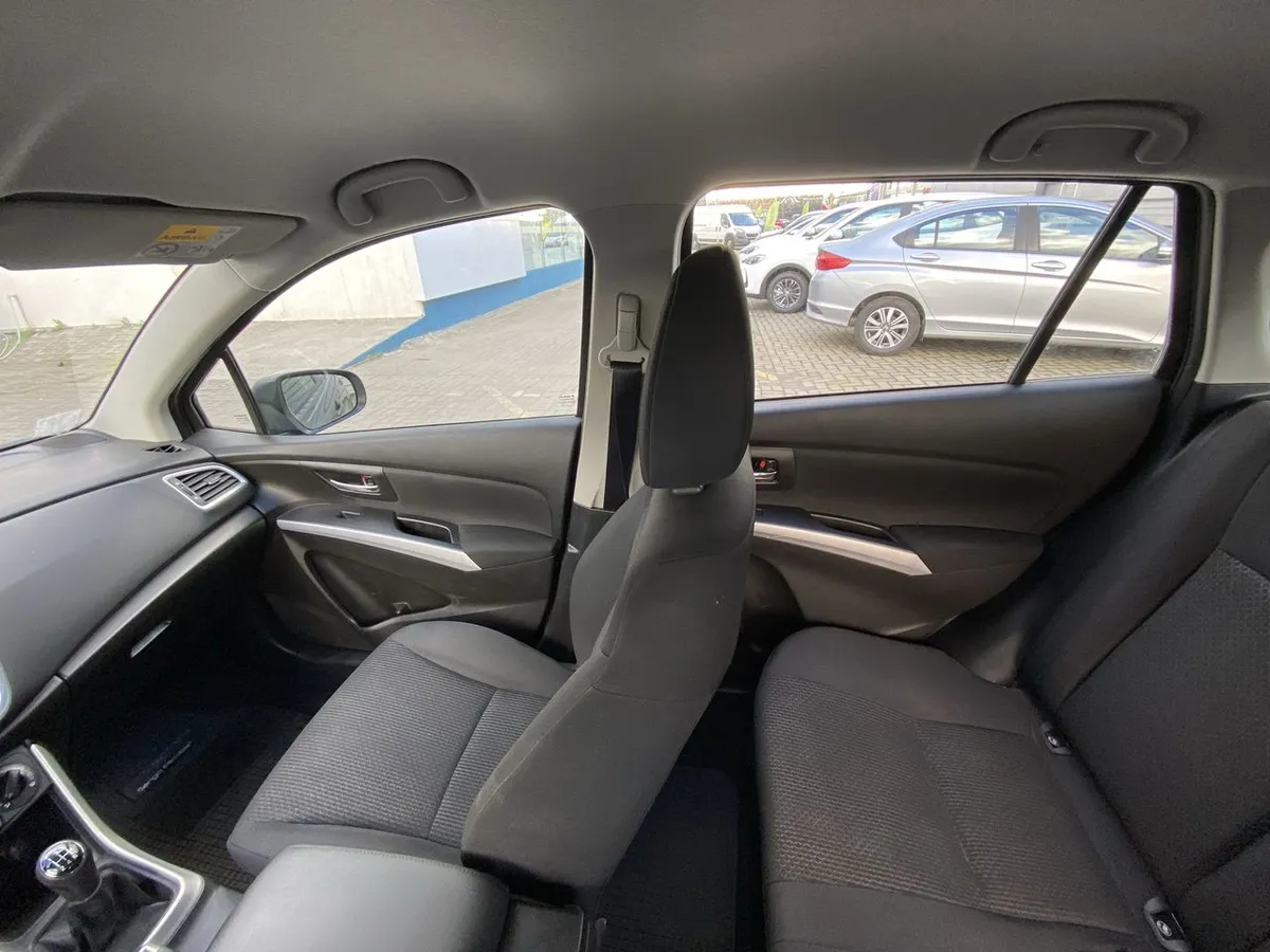Suzuki S-Cross 1.6 Gl 4x2 Mt 5p año 2022