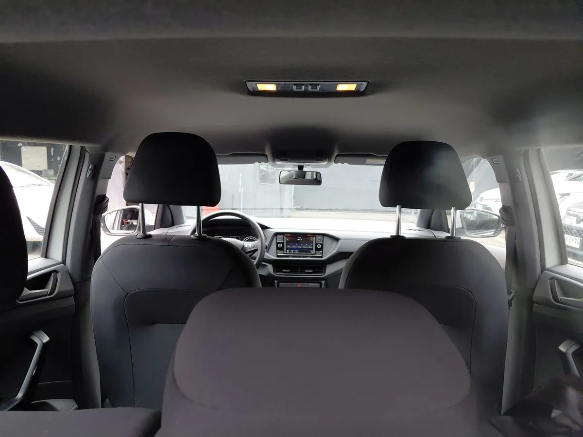 Volkswagen T-Cross 1.6 Msi Trendline 4x2 Mt5 5p año 2021