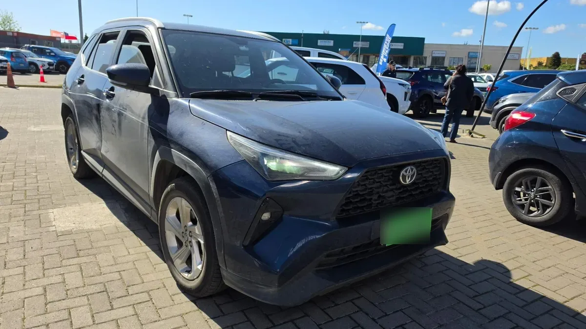 Toyota Yaris Cross 1.5 Xi 4x2 Cvt At 5p año 2025