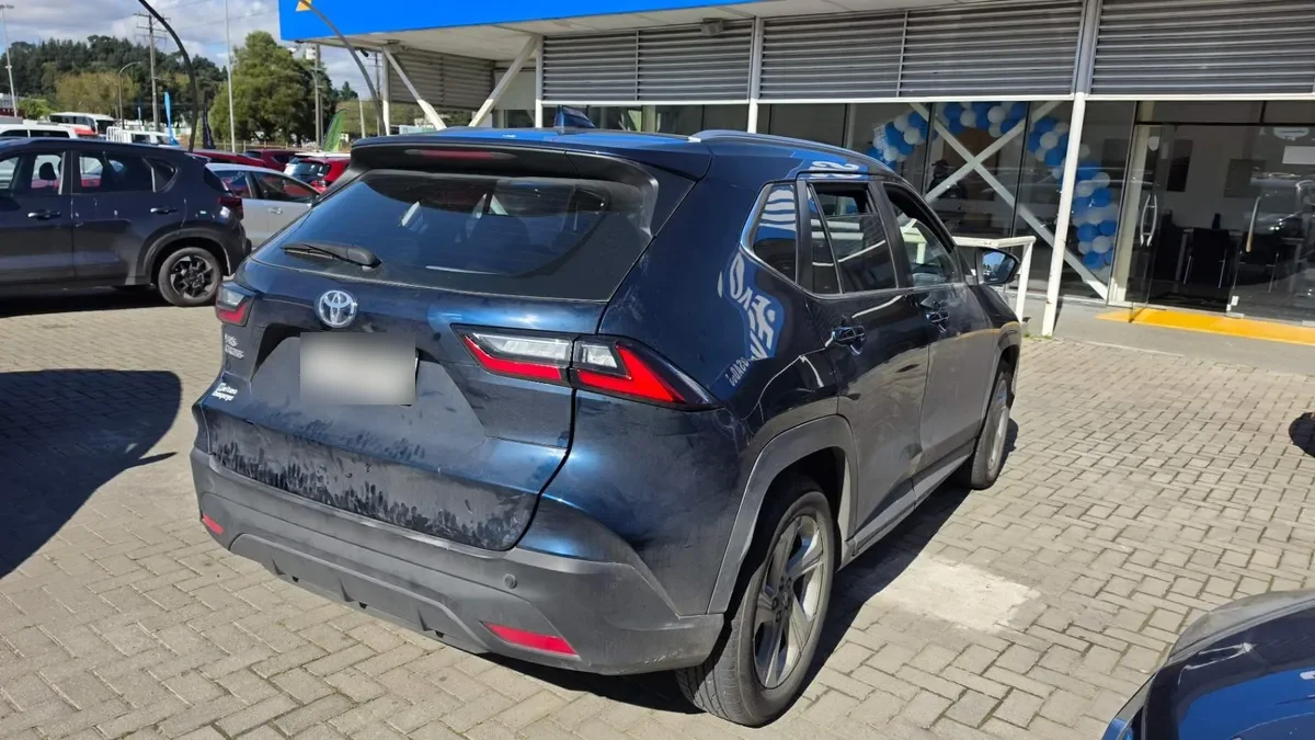 Toyota Yaris Cross 1.5 Xi 4x2 Cvt At 5p año 2025