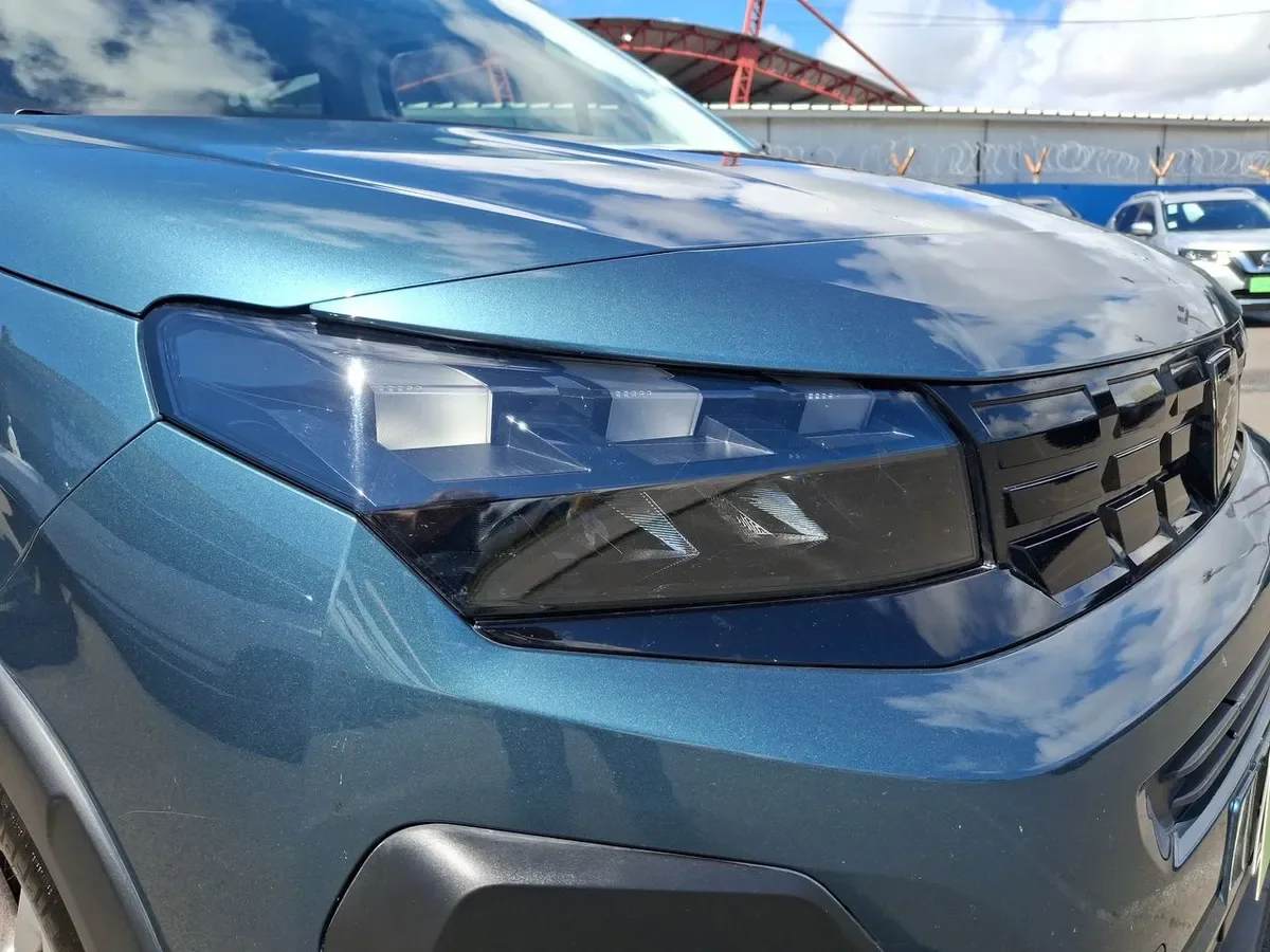 Peugeot Rifter 1.6 Allure Bluehdi Diesel 100hp 4x2 Mt6 5p año 2025