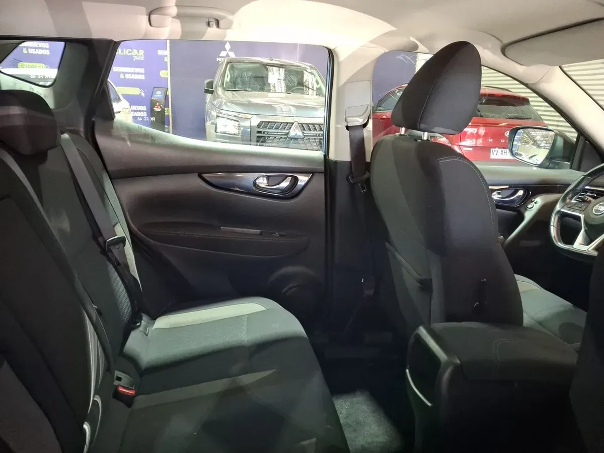 Nissan Qashqai 2.0 Advance 4x2 Mt 5p año 2021