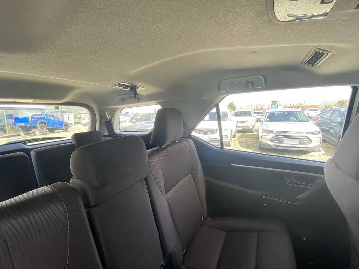 Toyota Fortunner 2.8 Sr5 Tdi Diesel 4x4 At 5p año 2018