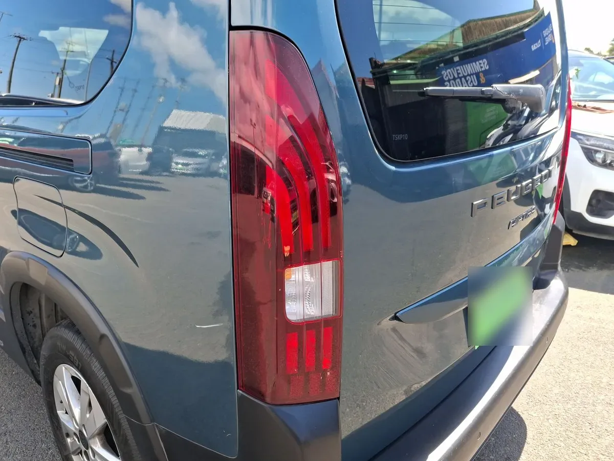 Peugeot Rifter 1.6 Allure Bluehdi Diesel 100hp 4x2 Mt6 5p año 2025
