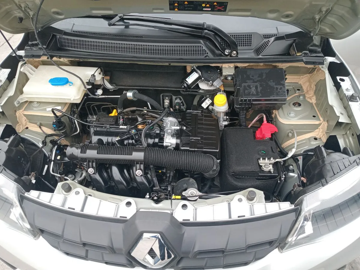 Renault Kwid 1.0 Zen 4x2 Hb Mt 5p año 2022